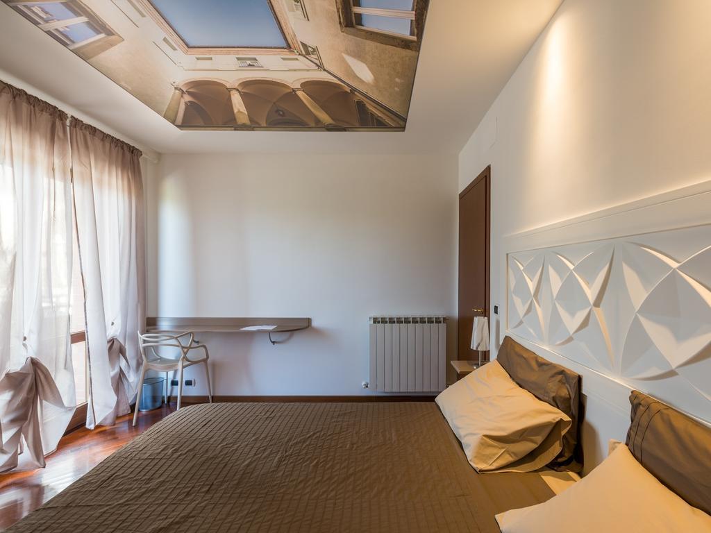 Alla Scoperta Delle Marche Camerino Kamer foto